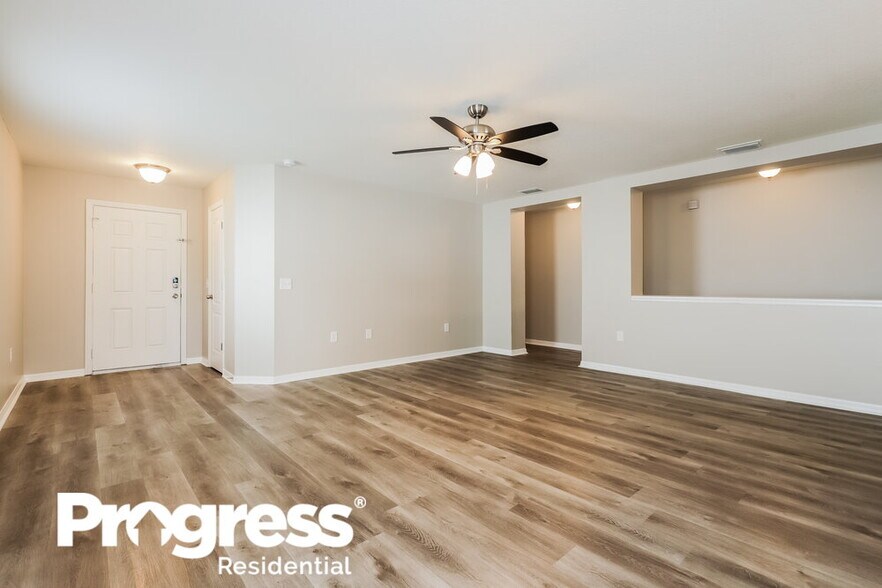 Building Photo - 10510 Goshawk Pl