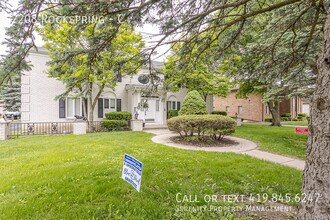 Building Photo - 2208 Rockspring-C