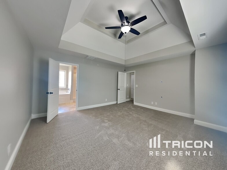 Building Photo - 485 Preakness Cir