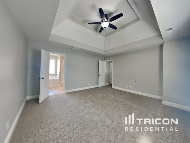 Building Photo - 485 Preakness Cir