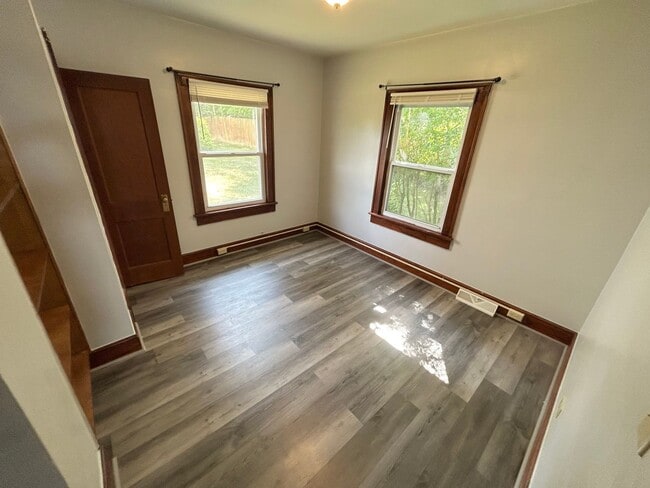 Building Photo - Charming home in Blacksburg