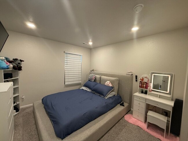 Building Photo - Beautiful Home for Rent