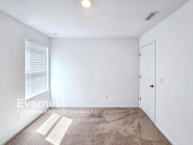 Building Photo - 4039 Meredith Woods Ln