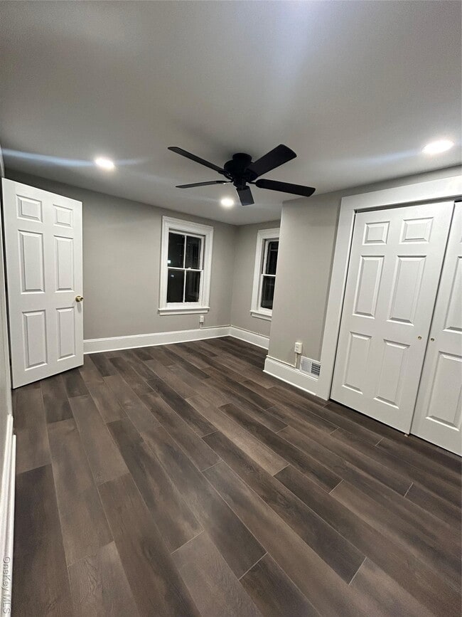 Building Photo - 134 N Liberty Dr