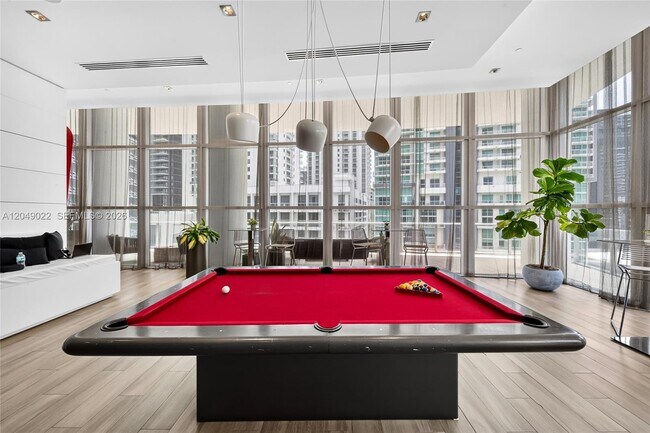Building Photo - 1100 S Miami Ave