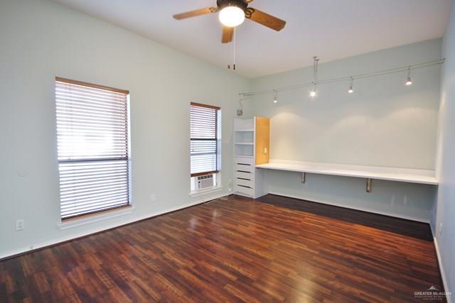 Building Photo - 132 E Xanthisma Ave