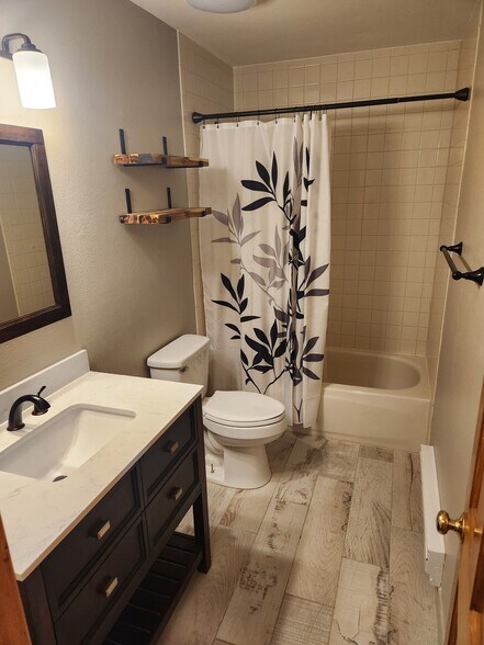 Building Photo - 4603 Co Rd 1