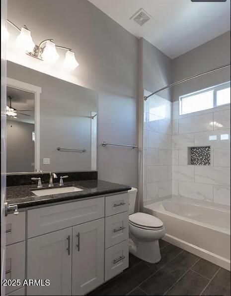 Building Photo - 1028 E Curry Rd