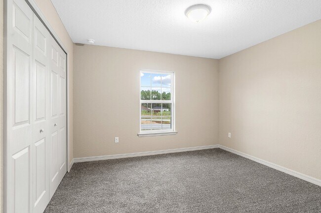 Building Photo - Beautiful Brand new 3 Bd/2 bath Home in Ma...