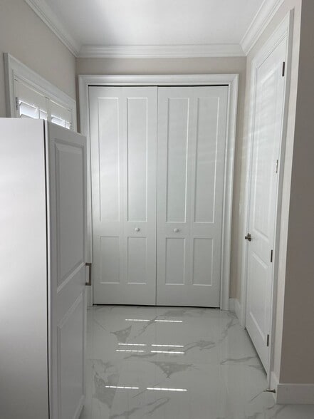 Building Photo - 3677 37th Ave NE