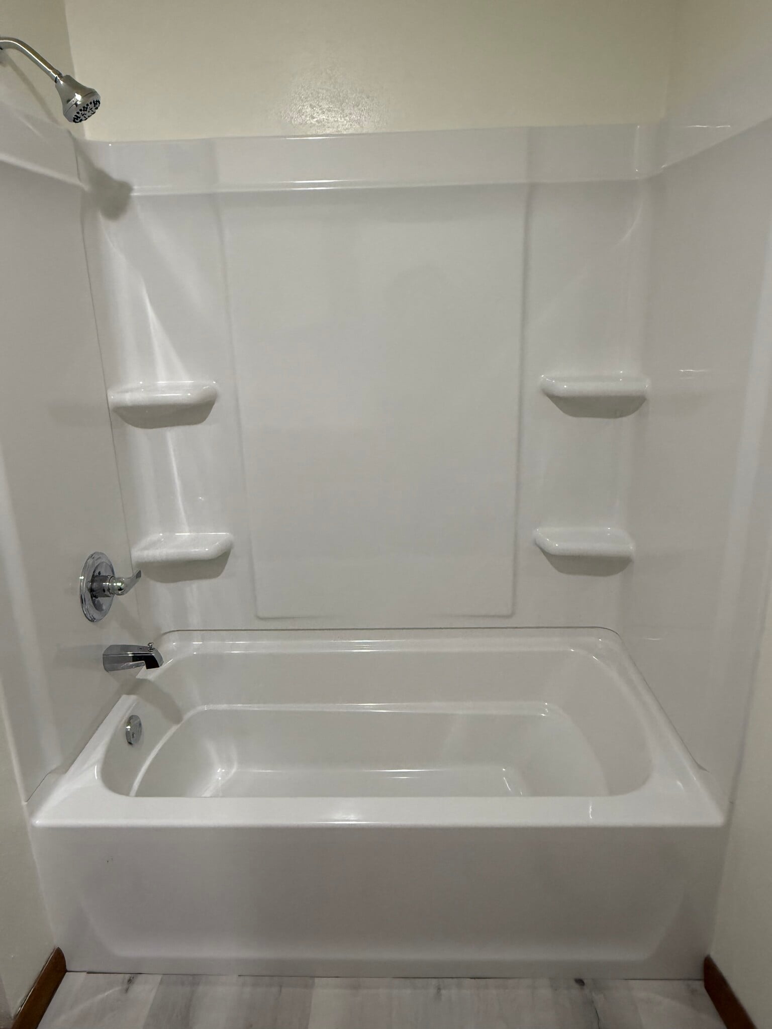 Building Photo - 111 W Golf Ave