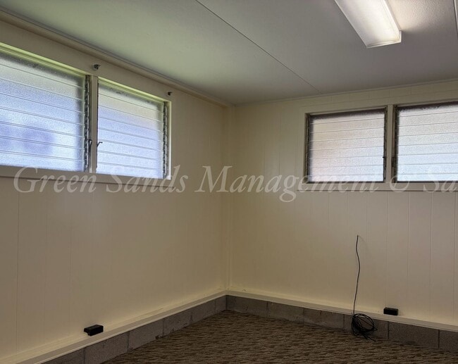 Building Photo - 93 E Kawili St