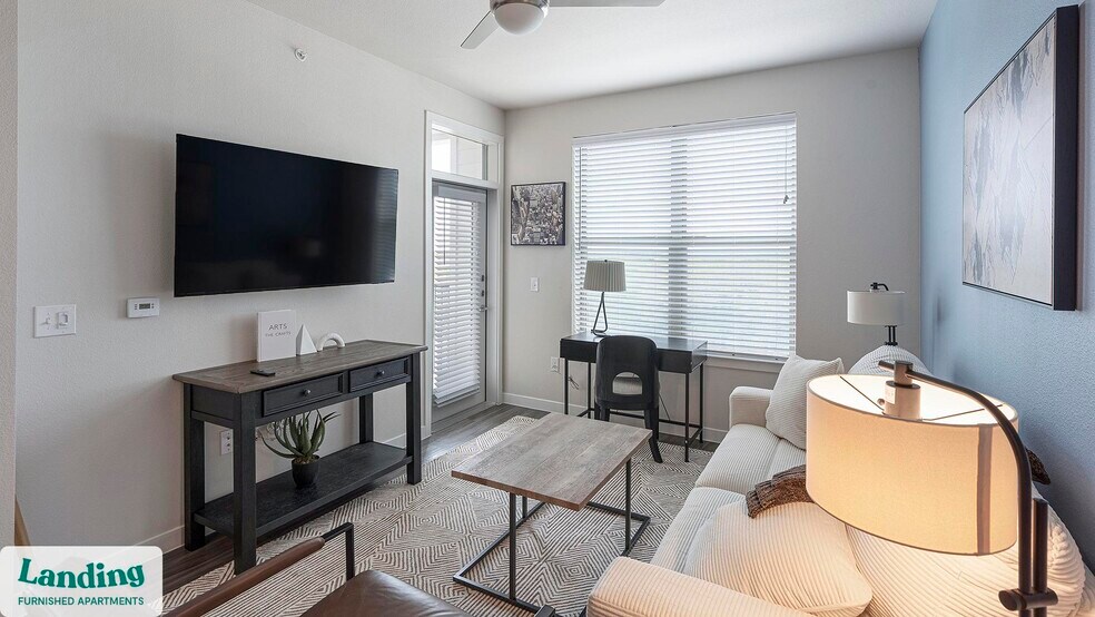 Primary Photo - 14015 Univ Pass