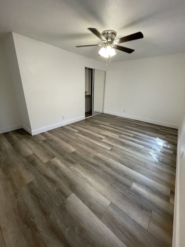 Building Photo - 4540 W Avenue M