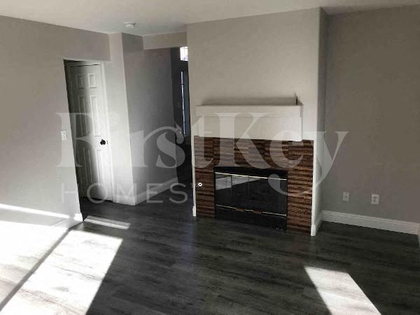 Building Photo - 5620 Royal Castle Ln