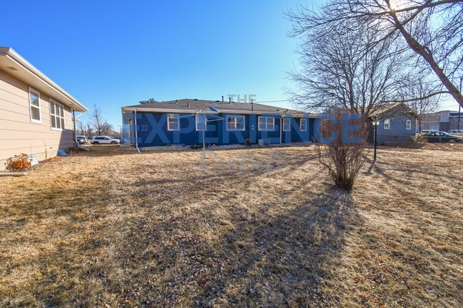 Building Photo - Spacious & Stylish 3-Bedroom Twin Home wit...