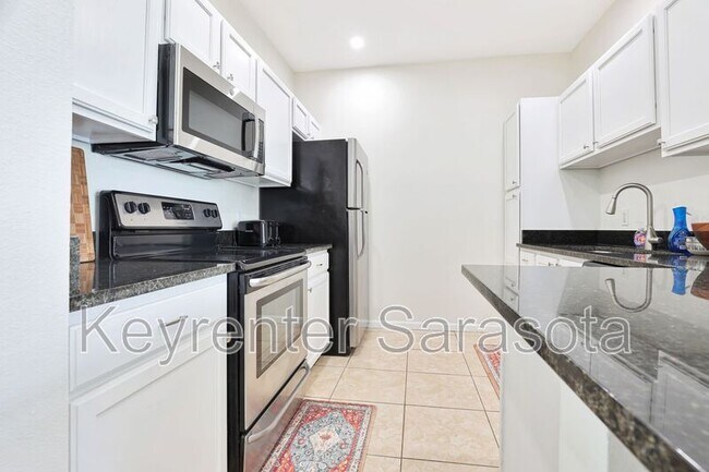 Building Photo - 4802 51st St W