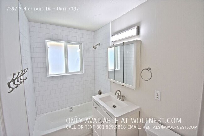 Building Photo - 7397 S Highland Dr