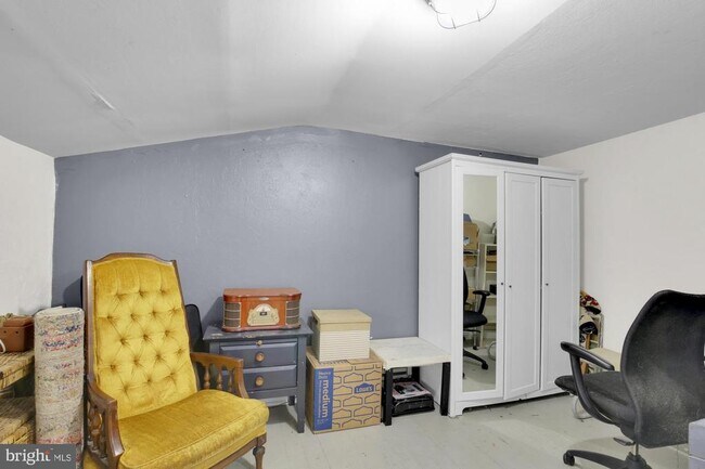 Building Photo - 138 Conarroe St
