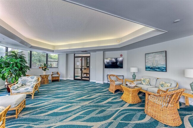 Building Photo - 2900 NE 14th Street Causeway