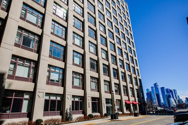 Building Photo - 1500 Hudson St