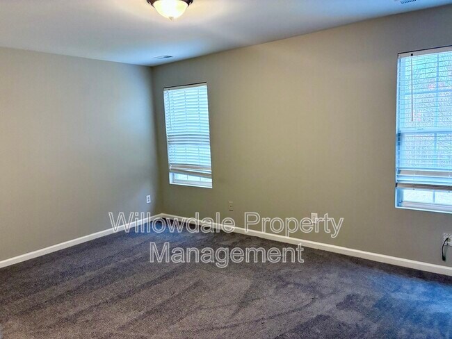 Building Photo - 954 Shining Wire Way