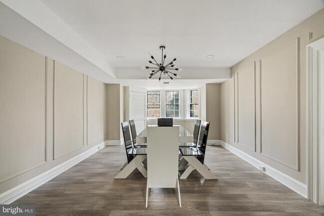 Building Photo - 415 City Ave