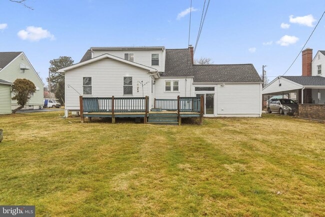 Building Photo - 9117 Smith Ave