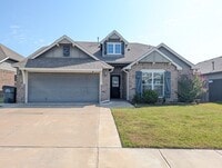Building Photo - Chic 3 bedroom in Jenks with neighborhood park