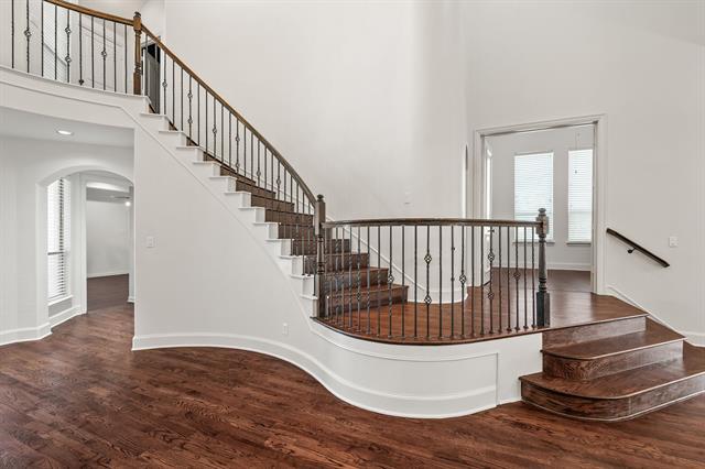 Building Photo - 1333 Thornwood Dr