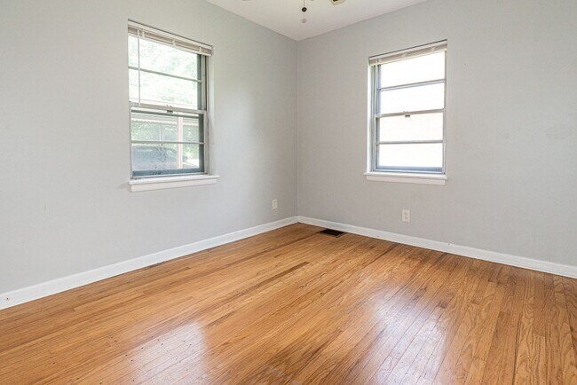 Building Photo - 2728 Riedling Dr