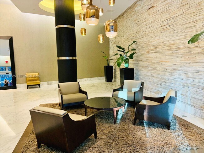 Building Photo - 1250 S Miami Ave