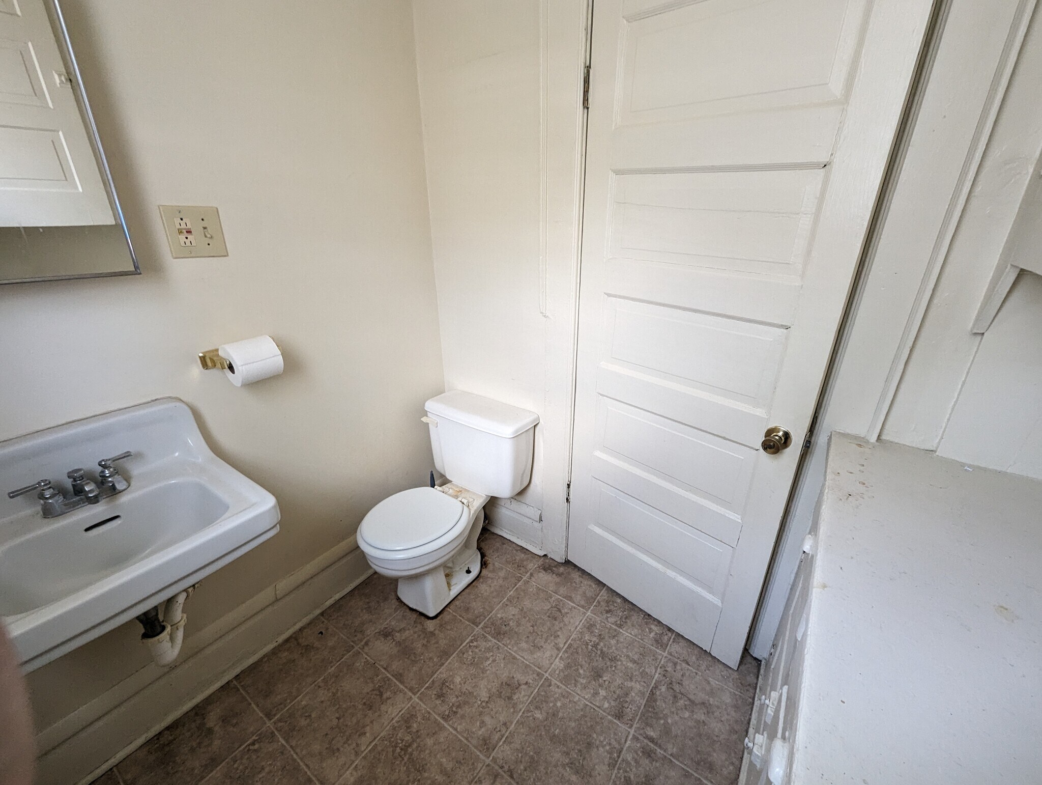 Half Bathroom - 2290 Indiana Ave