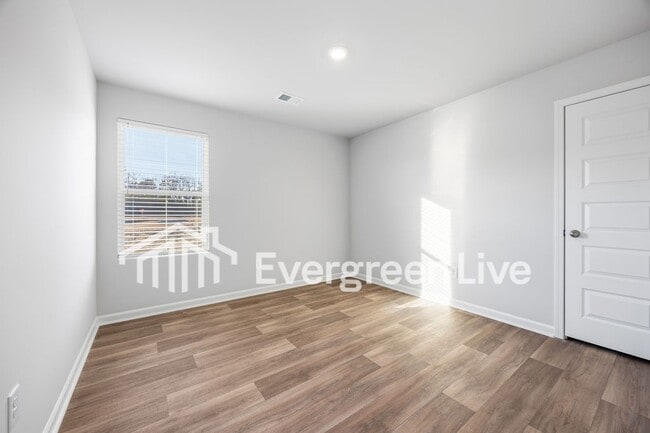 Building Photo - 1310 Willow Oaks Wy