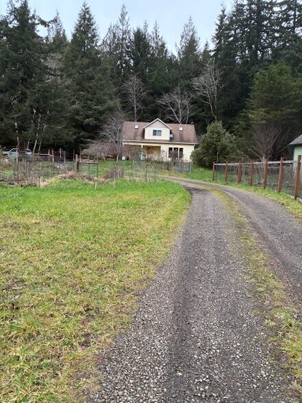 Building Photo - 4485 S Schooner Creek Rd