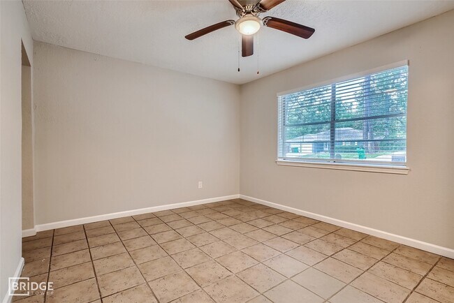 Building Photo - 3529 Willie Way