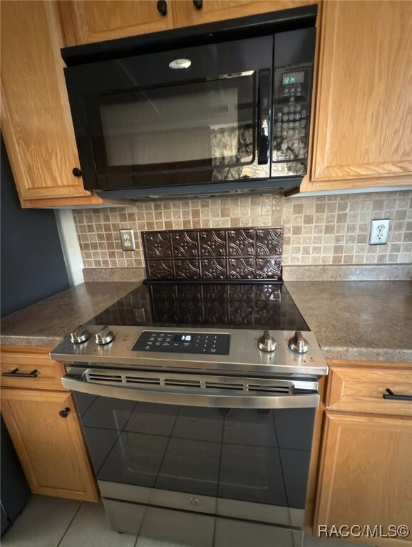 Building Photo - 210 E Glassboro Ct
