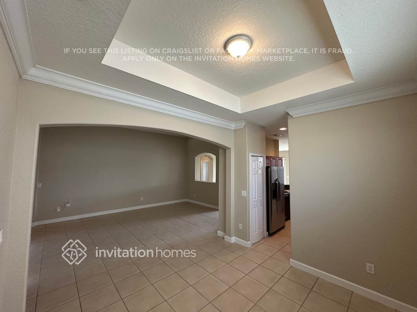 Building Photo - 10469 Galleria St
