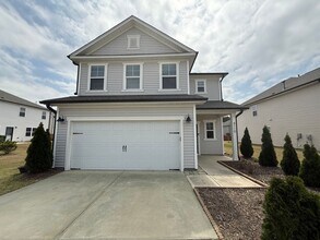 Building Photo - Spacious 4BD, 3BA Durham Home in a Prime Location Near Duke University, RTP, and RDU Airport