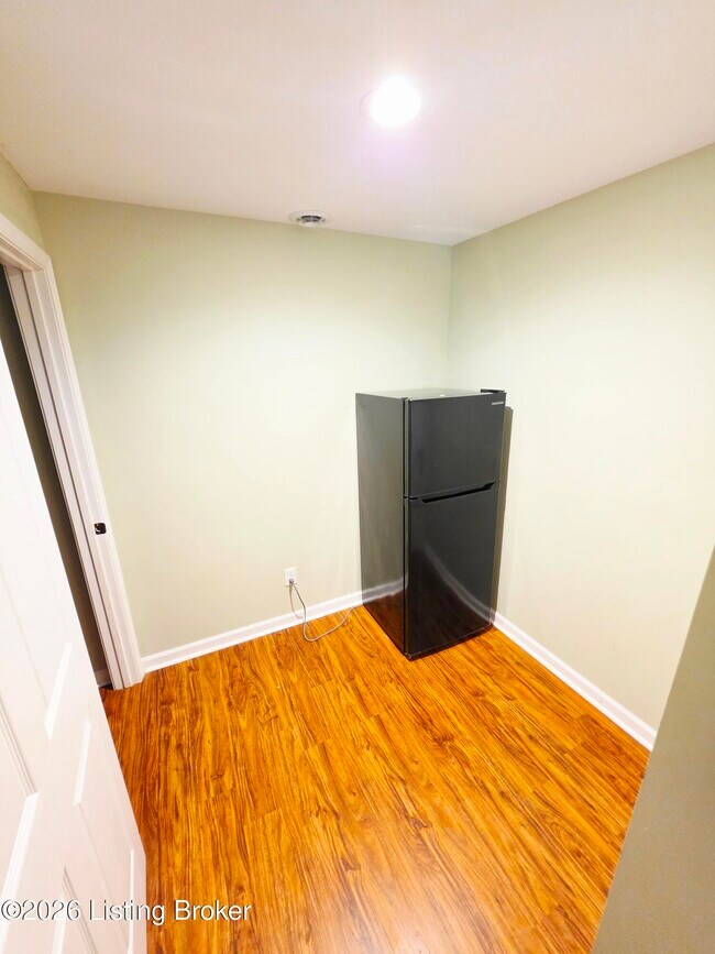 Building Photo - 16300 Brookfield View Ct