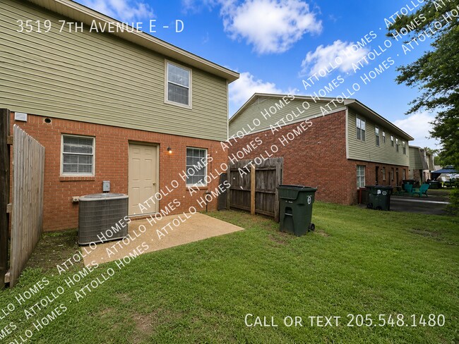 Building Photo - 3519 7th Ave E