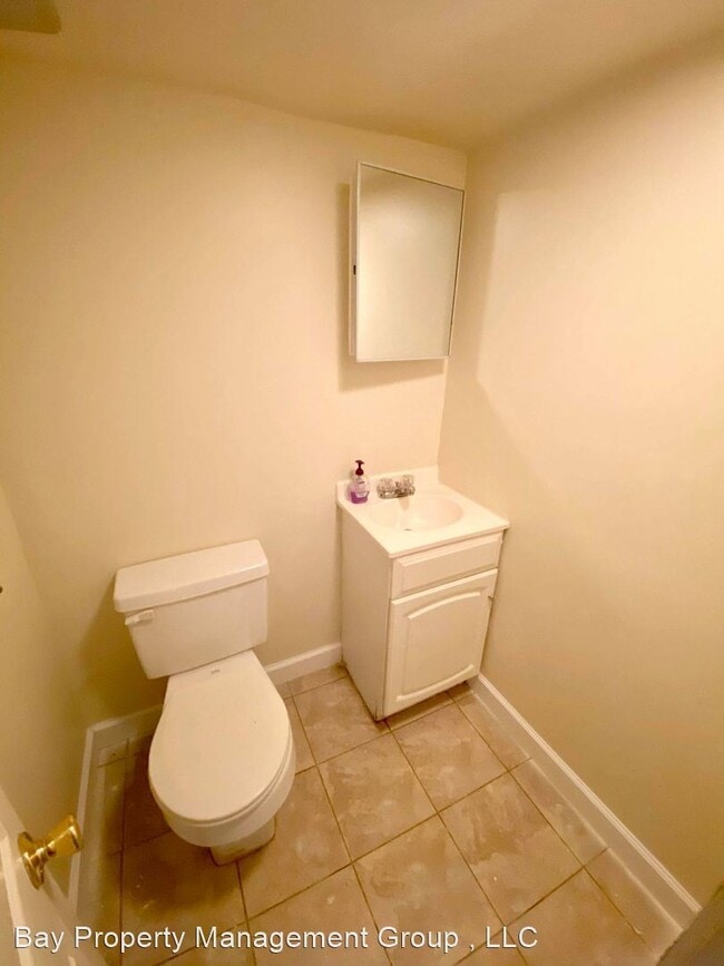 Building Photo - 3 br, 1.5 bath House - 508 Westgate Rd