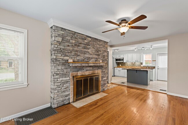 Building Photo - 3810 Norbourne Blvd