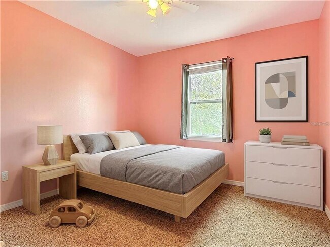 Building Photo - 1680 5th Ave