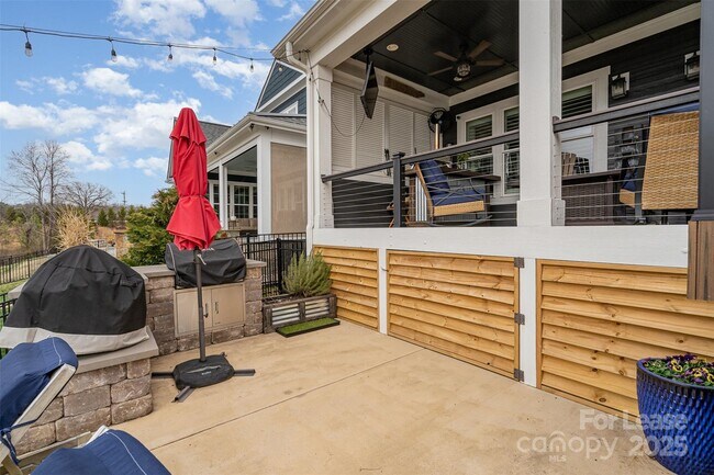 Building Photo - 112 Sisters Cove Ct