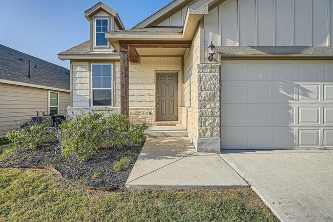 Building Photo - 190 Purple Heart Dr