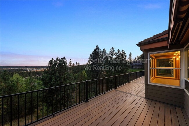 Building Photo - 5203 N Mulvaney Ct