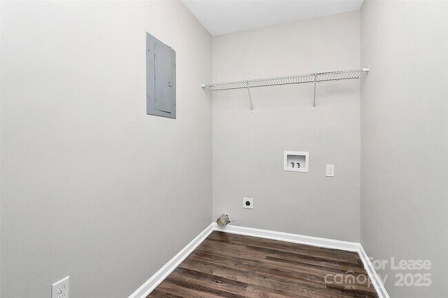 Building Photo - 1540 Nichole Ln