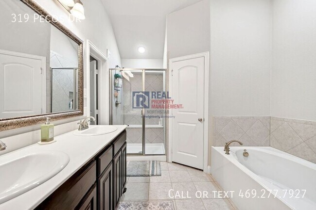 Building Photo - 319 Pecos Dr