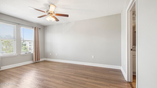 Building Photo - 7456 Shadow Lake Dr
